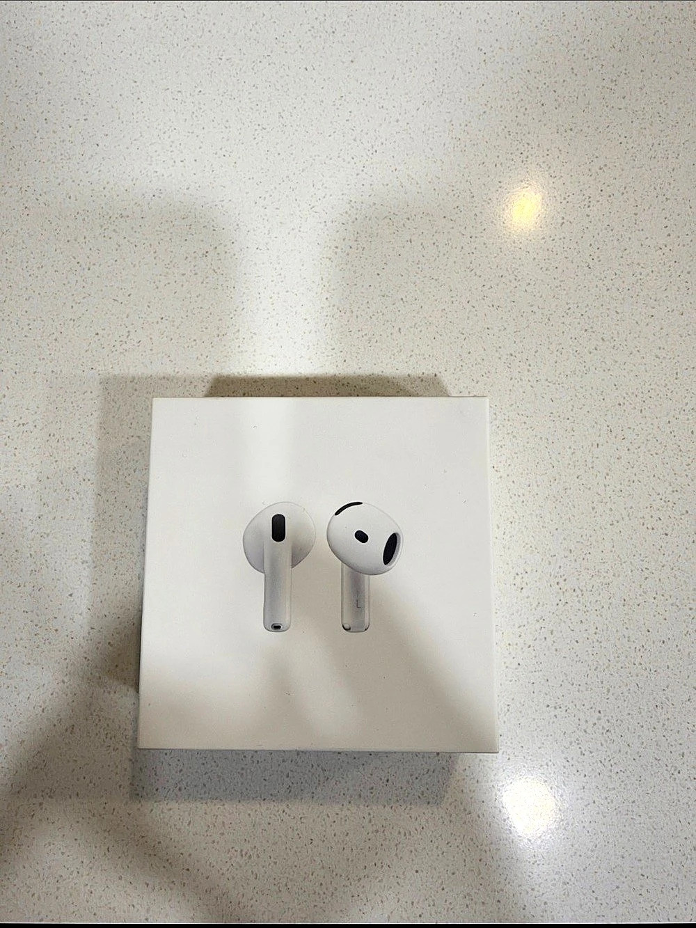 Apple AirPods 4 Wireless Earbuds NIB